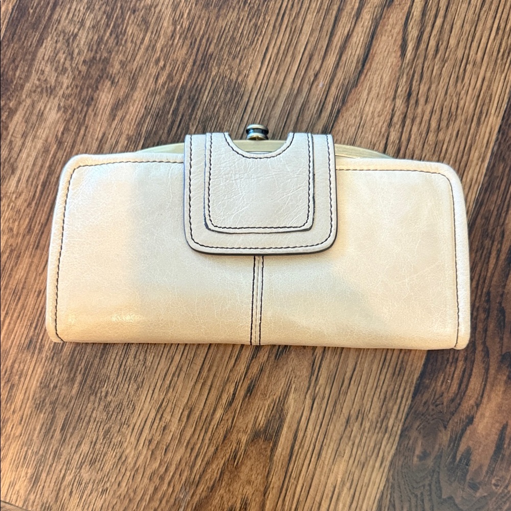 HOBO Cream Leather Wristlet